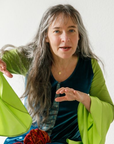 Frau Wolle, Mag. Karin Tscholl